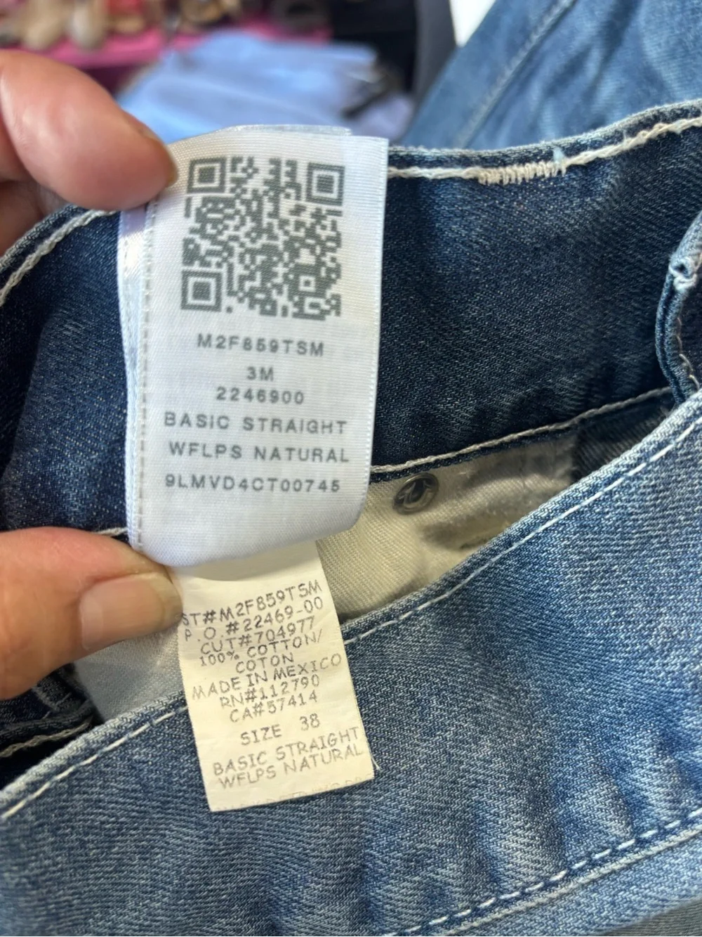 True Religion Men's Medium Blue Washed Relaxed Jeans